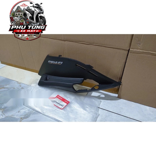 Ốp Trung Tâm Trái Lead 110 (2009 2011) Honda (83625GGE900ZA) 1 1 logo.jpg