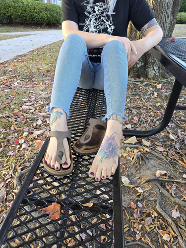 reddit.com 1t5bovr I need a massage right now. Even if we are in public I expect.jpg
