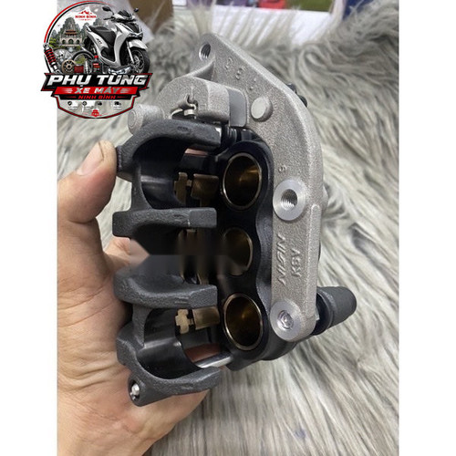 Bộ ngàm phanh trước ( Củ Dầu Trước ) Sh 150i 300i Honda ( 45150KTW901 ) 1 6 logo.jpg