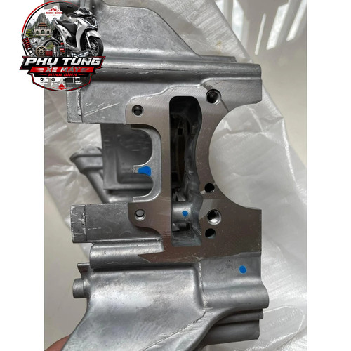 Thân Máy Phải Air Blade 125, Lead 125, Sh Mode Honda (11100KZR601) 1 6 logo.jpg