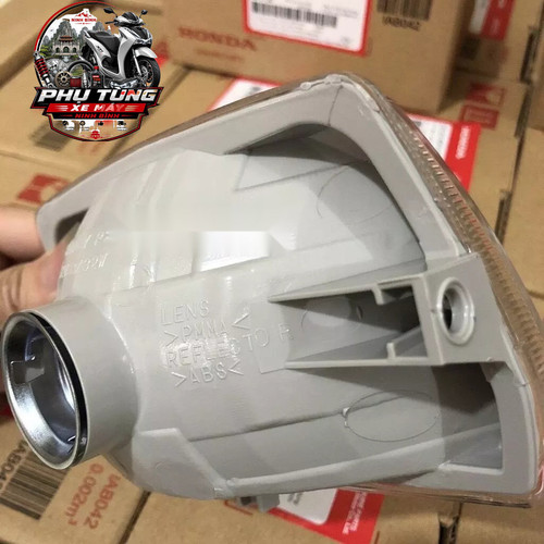 Pha Đèn Dr Thái, Dream Việt Đời Đầu Hoăc dream Việt Honda 1 4 logo.jpg