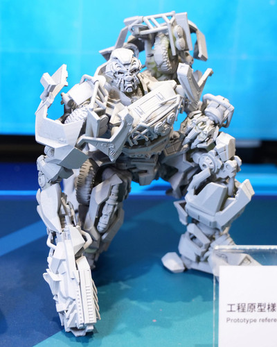 ACGHK AMK PRO Transformers 2007 Ratchet 04.jpg
