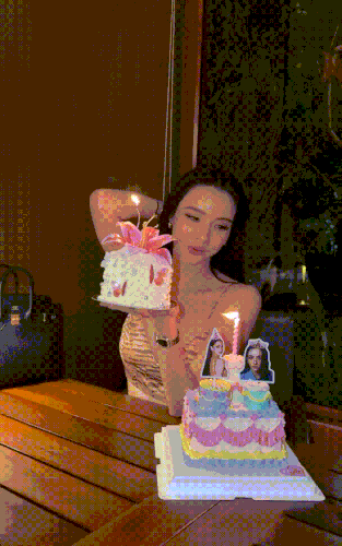 Mookda 260726 1.gif