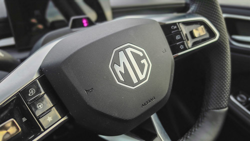MG 4 Urban_Steering Wheel.jpg