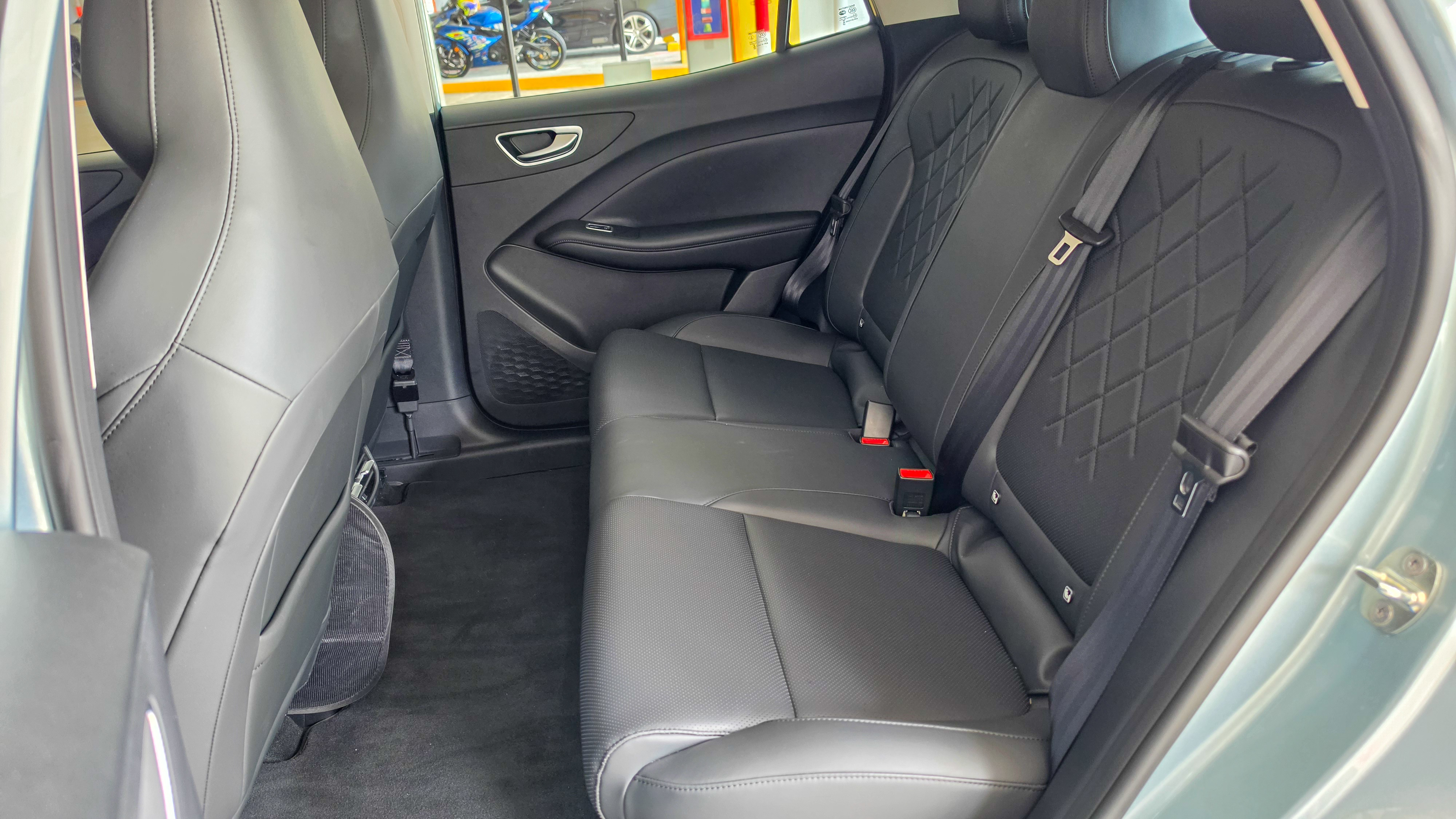 MG4 Urban rear seats