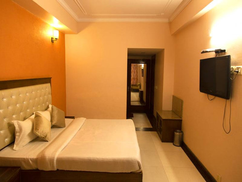 Premium Hotels Near Elante Mall.jpg