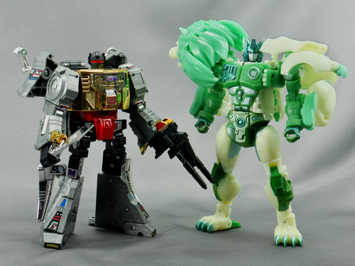 Takara Tomy Missing Link C 12 Grimlock In Hand Images 18.jpg
