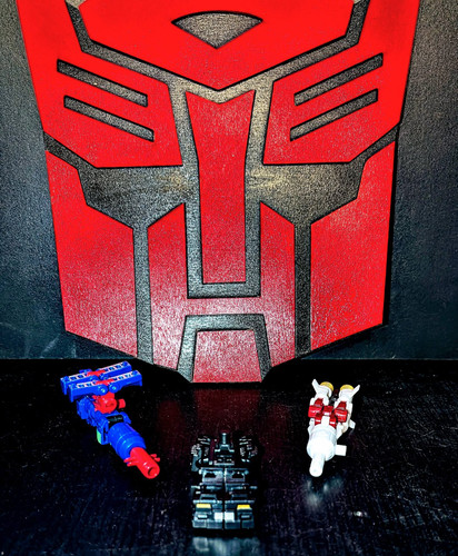 Transformers Age Of The Primes Armada Jetfire in hand Images 09.jpg