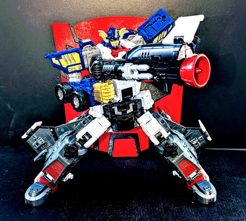 Transformers Age Of The Primes Armada Jetfire in hand Images 17.jpg