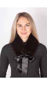 Wrap Up in Luxury with a Premium Fur Neck Warmer.jpg