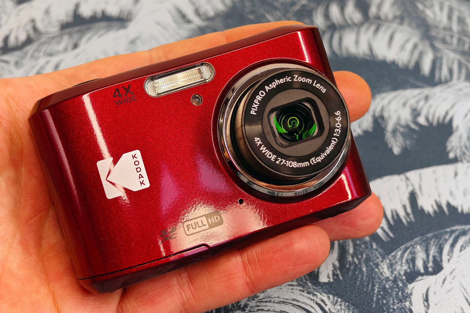 Đánh Giá Kodak PixPro FZ45: Máy Ảnh Giá Rẻ Nên Mua Không? - Hình 1