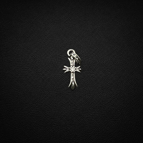 sku 007 CX097做旧小十字架 白钻(约239mm).jpg