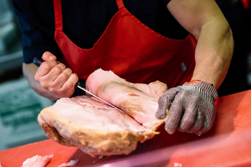 Best Halal Meat Butchers in Luton – Order Online from Meatwala.jpg