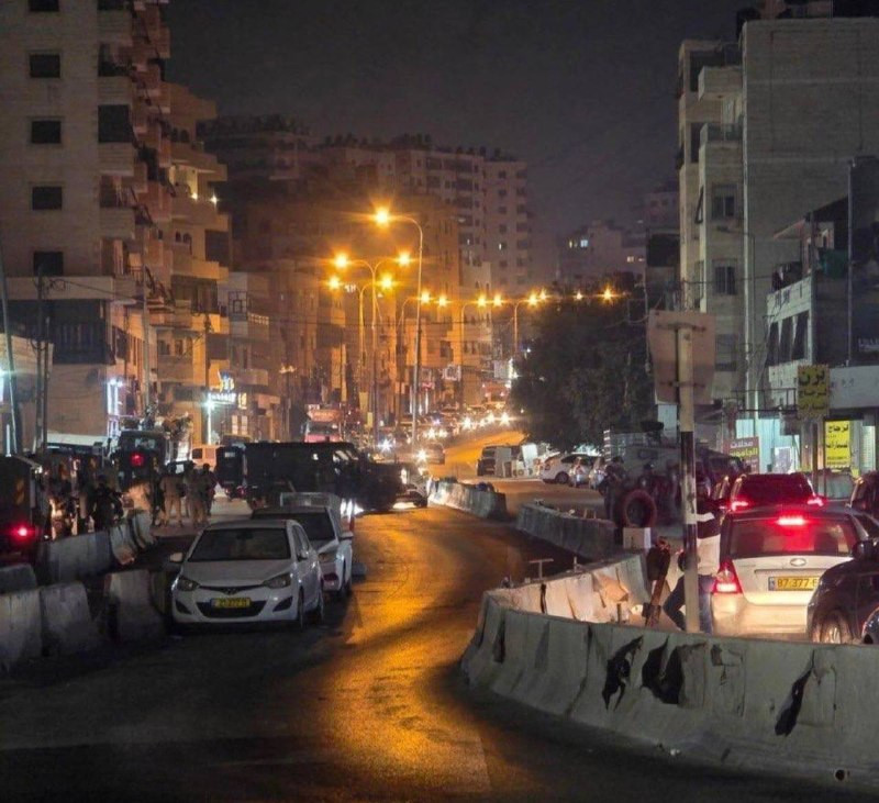 صورة | جانب من اقتحام قوات الاحتلال مخيم قلنديا شمال القدس....