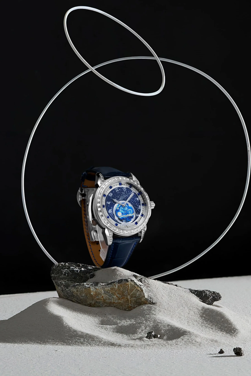 Modern Luxury Timepieces with Classic Appeal.png