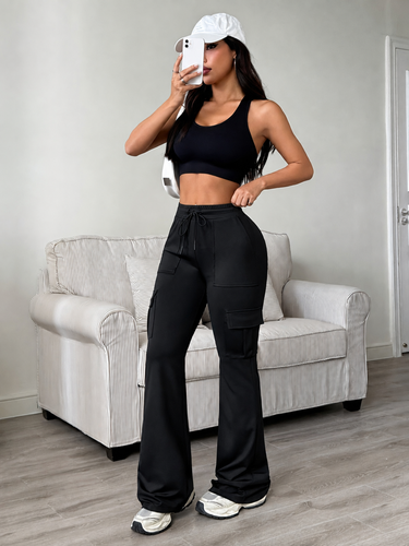 black pants image 07 1200x1600.png