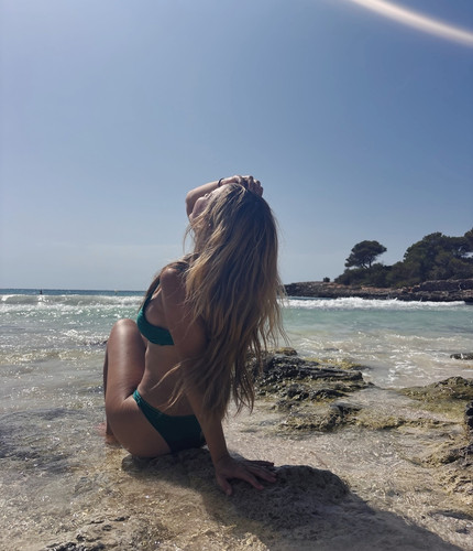 nataliaotbikiniverde2026 (3).jpg