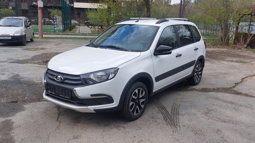 lada granta cross 1 scaled.jpg