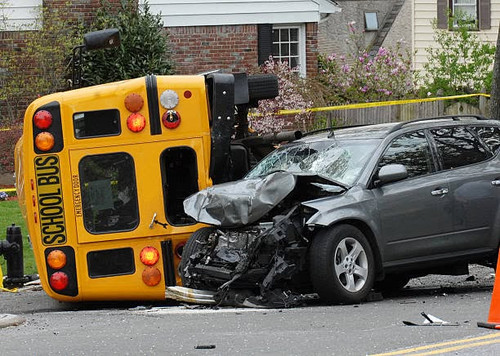 The Law Offices of Elan Wurtzel - Car accident lawyer long island.jpg