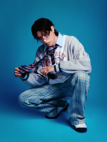 weverse 3 316543133.jpg