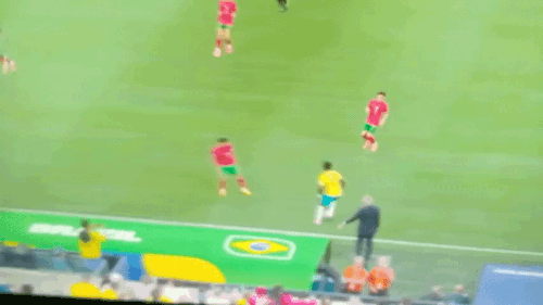 ezgif 1087f1dd6029c1f1.gif