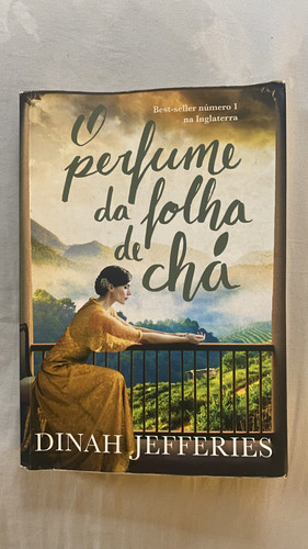 O perfume da folha de chá.jpg