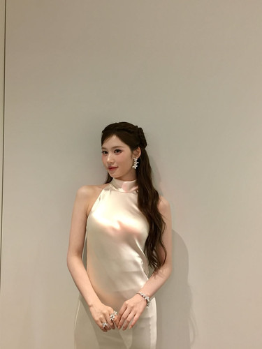 m.by sana 9bca9959dcc1402c9984fdf46b0551d1.jpg