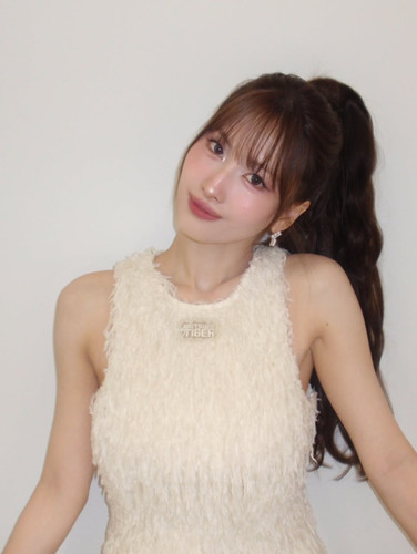 momo 174ffde6bb204808a257255e4904c8d8.jpg
