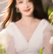 李沁20250908 202322 追着光☀ 星动营业中 星光璀璨图鉴 星动纪念日.gif