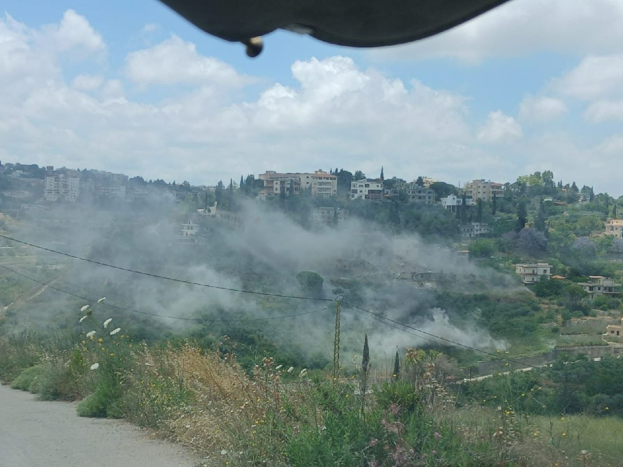 صورة| قصف مدفعي إسرائيلي يطال بلدة كفردونين جنوب لبنان....