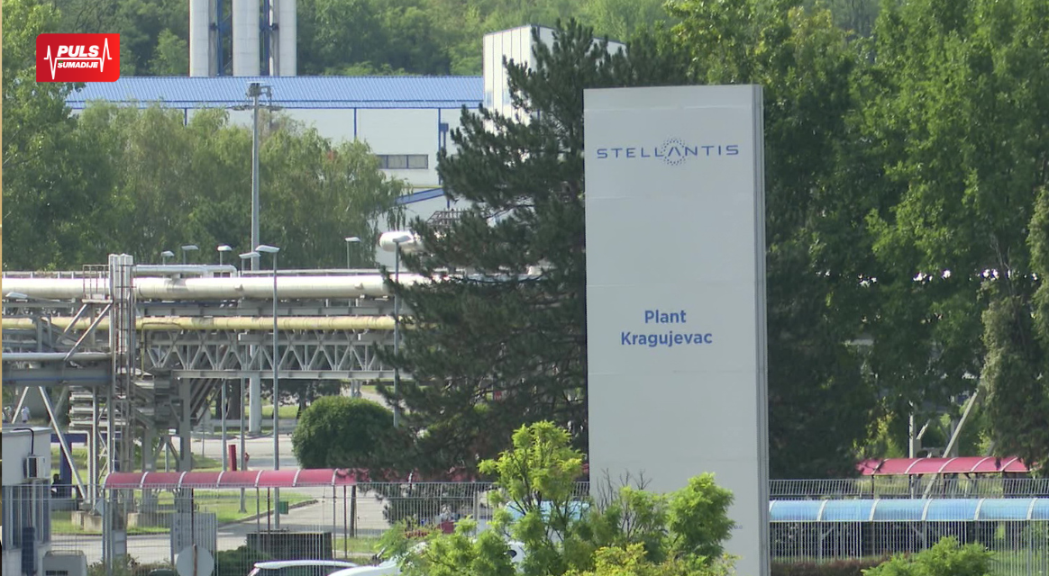 Sindikat: U Stelantisovoj fabrici trenutno angažovano oko 4.500 radnika