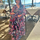 Gabriele Kleid in Torri del Benaco