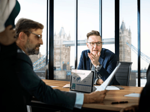 Trusted Commercial Law Firm London for Business Contracts.gif