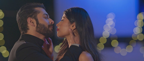 Ek Anjaan Rishtey Ka Guilt 4 (2025) S04E01T06 ShemarooMe Hindi Web Series 1080p WEB DL 3.4GB(1Filmy4.jpg