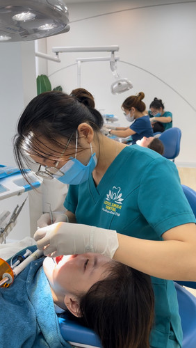 da nang dentist 5.jpg