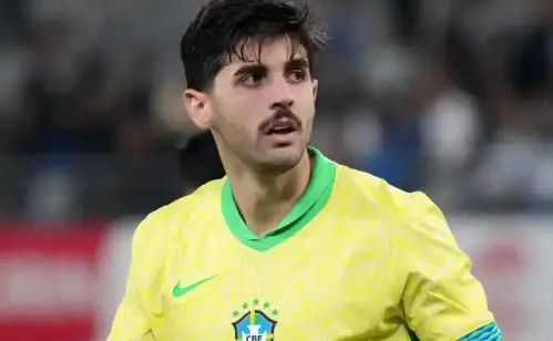 Vitinha exalta postura de ex-São Paulo no PSG após ausência na Copa do Mundo