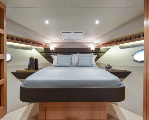 Searching For Best Phuket Boat Charter.png