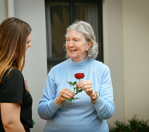 How Dementia Care in Australia Helps Seniors Live with Dignity.png