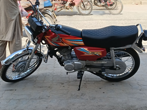 52d029ac39d8.jpg