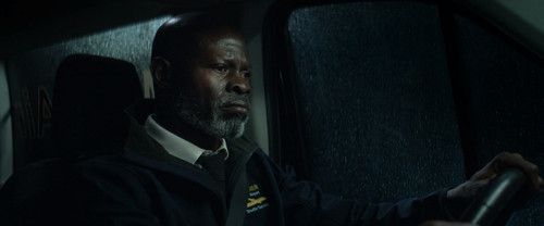 The.Passenger.2026.1080p.WEB DL.HEVC.AAC5.1.x265.mkv snapshot 00.43.28.523.jpg