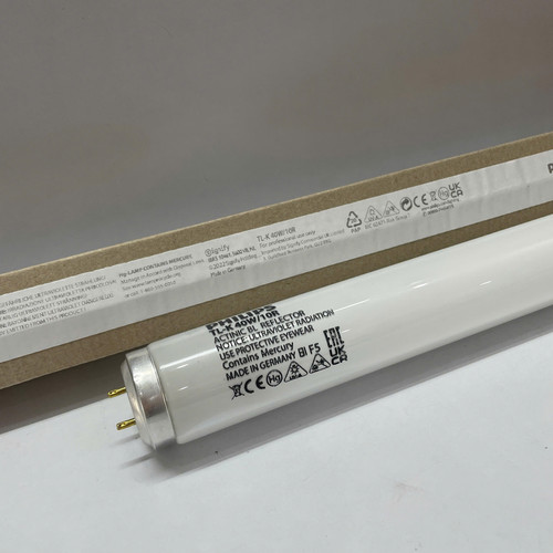 bong den so mau uva philips t12 tl k 40w 10r actinic bl 60cm kiem mau trong may mac (3).jpg