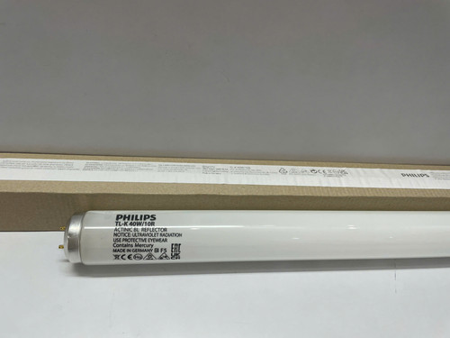 bong den so mau uva philips t12 tl k 40w 10r actinic bl 60cm kiem mau trong may mac (6).jpg