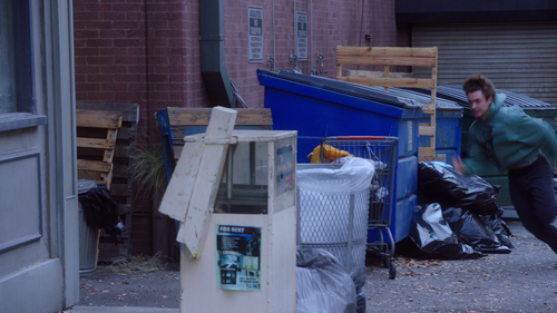 Brooklyn.Nine Nine.S07E01.Manhunter.1080p.DTS HD.MA.5.1.AVC.REMUX FraMeSToR.0:10:45.png