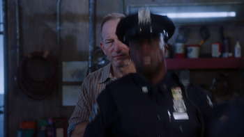 Brooklyn.Nine Nine.S07E01.Manhunter.1080p.DTS HD.MA.5.1.AVC.REMUX FraMeSToR.0:18:49.width=350.png