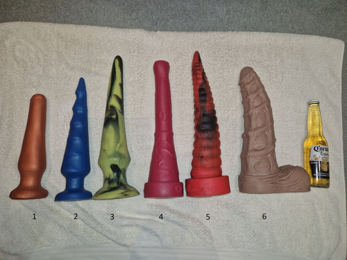 Dildos 1a.jpg