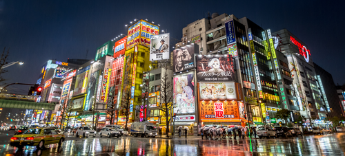 Illuminated buildings in Akihabara, west side of Sotokanda 1 (2015 04 13 03.22.59 by IQRemix).png