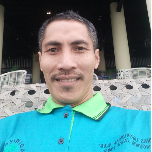 foto kaos adiwiyata sdiri.png