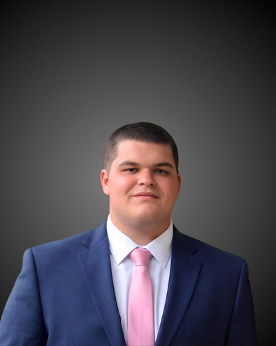 Pro HEadshot.png