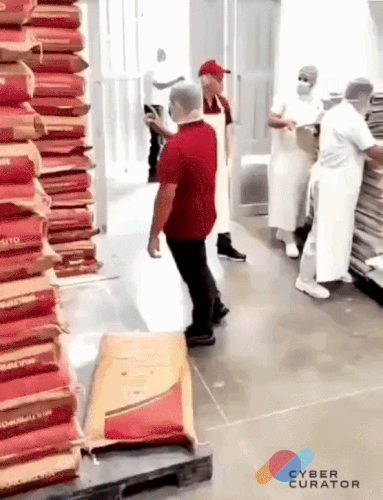 1000208683.gif