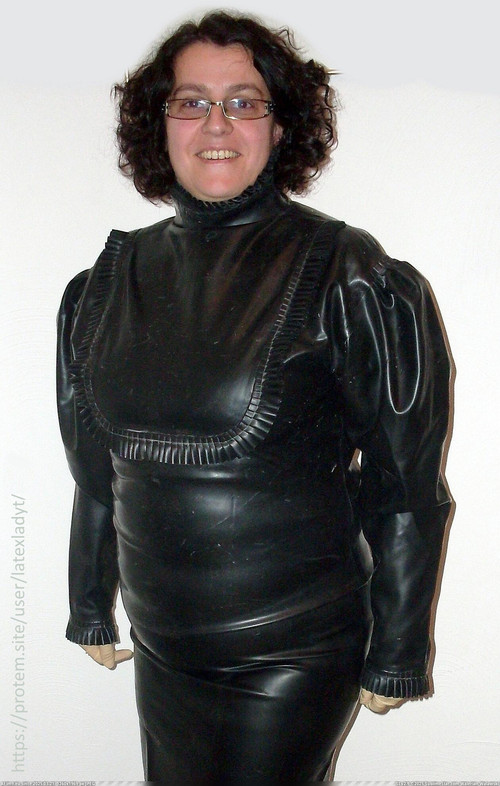 latexmilf sdc10849a.jpg